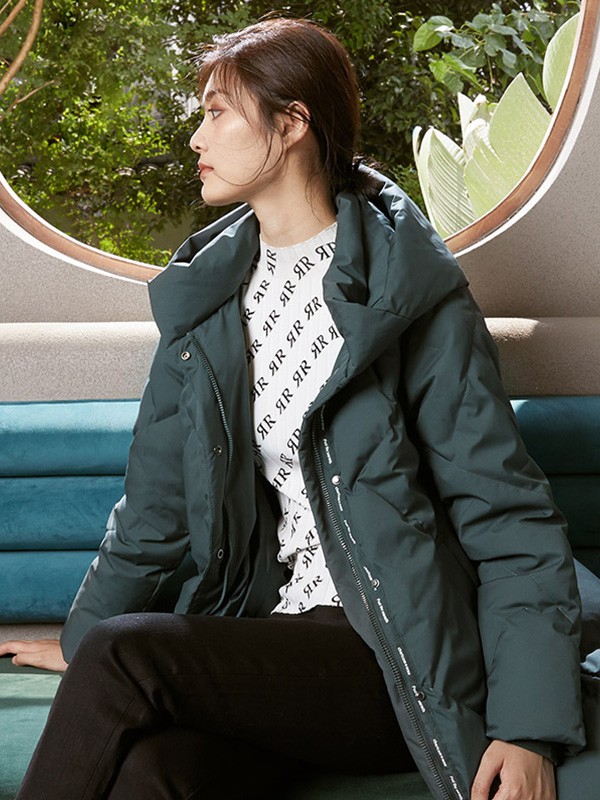 高定輕奢款千仞崗羽絨服冬女裝折扣尾貨貨源批發(fā)