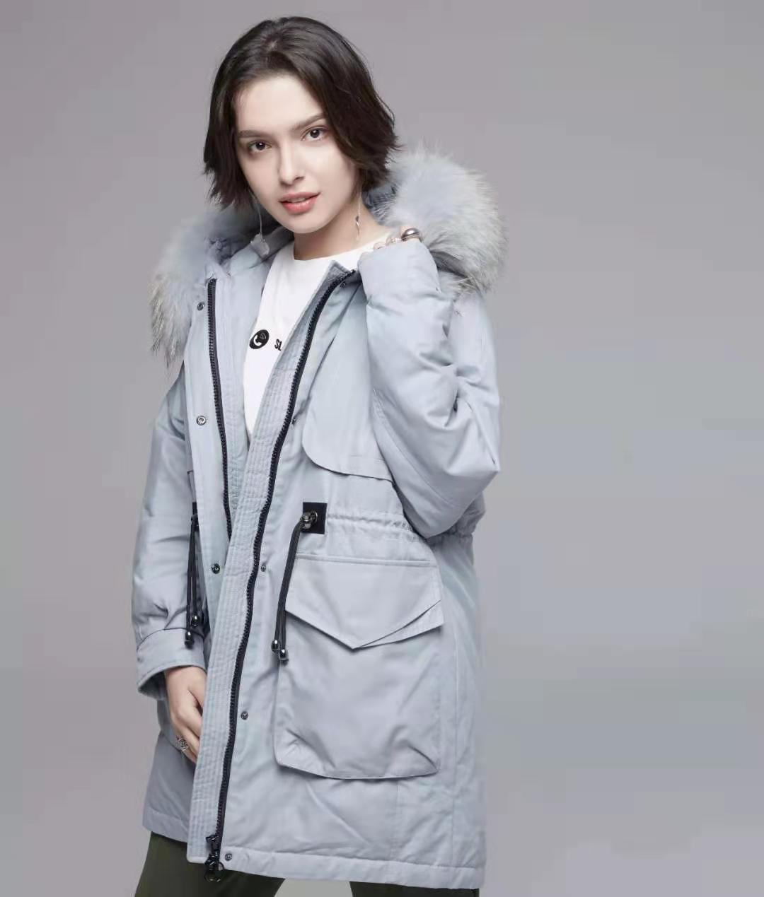 時尚女裝鴨寶寶羽絨服冬品牌女裝折扣尾貨貨源批發(fā)
