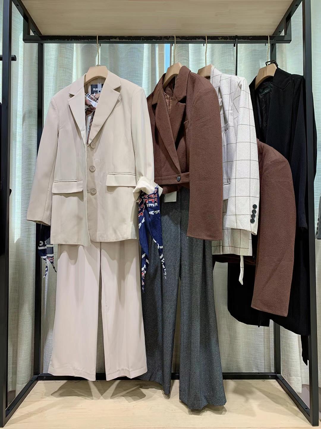 谷西女裝外套21秋專柜撤柜品牌折扣女裝庫存尾貨批發(fā)