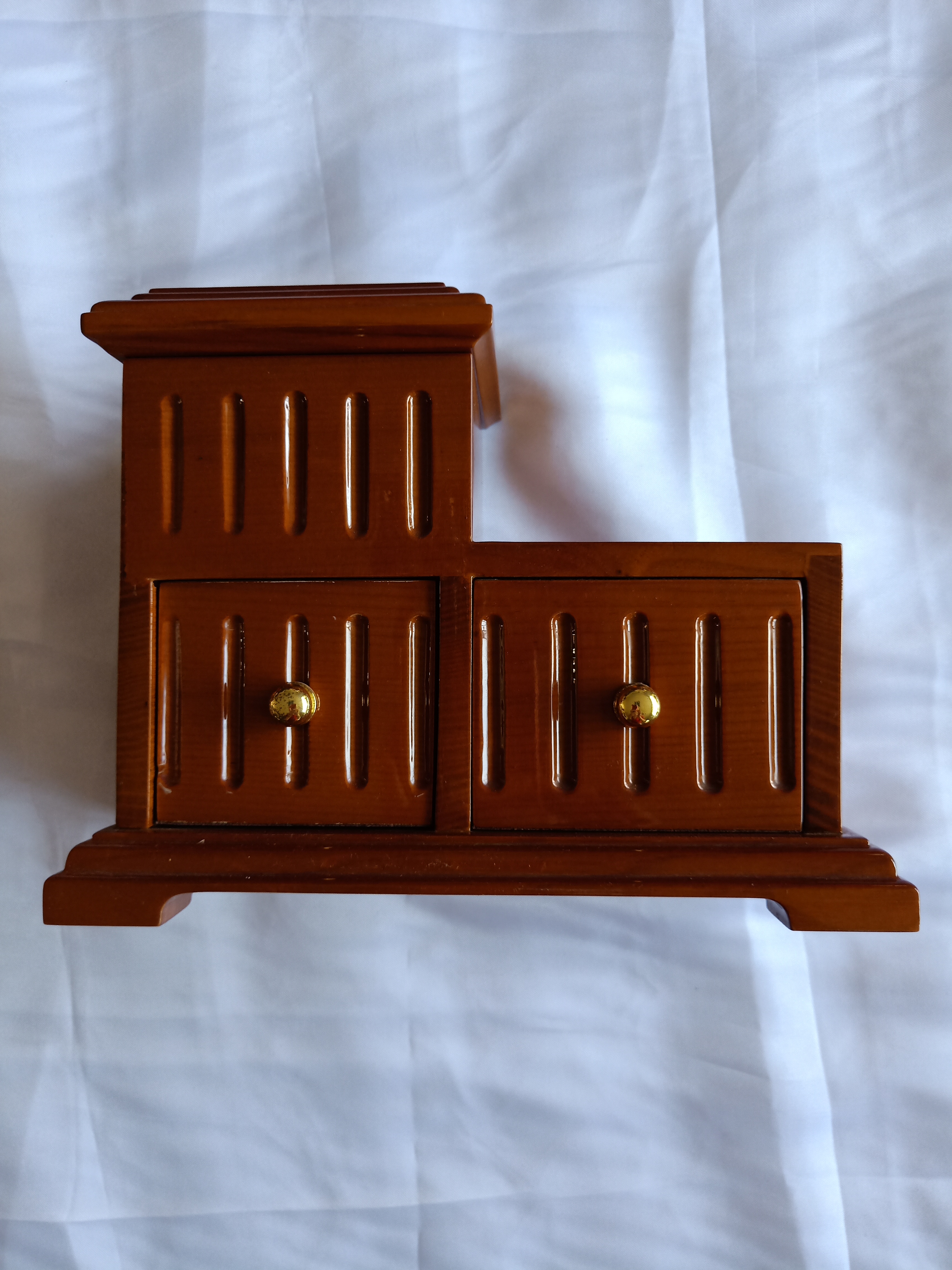 雙層木制首飾盒供應(yīng)商 -批發(fā)價(jià)格-供應(yīng)商-鐘表市場(chǎng)福德行包裝