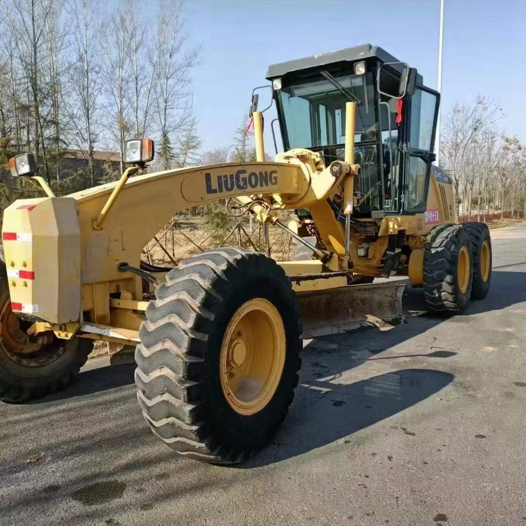 山西二手柳工平地機(jī)價(jià)格哪家便宜_批發(fā)電話【上海忠?jiàn)^工程機(jī)械有限公司】