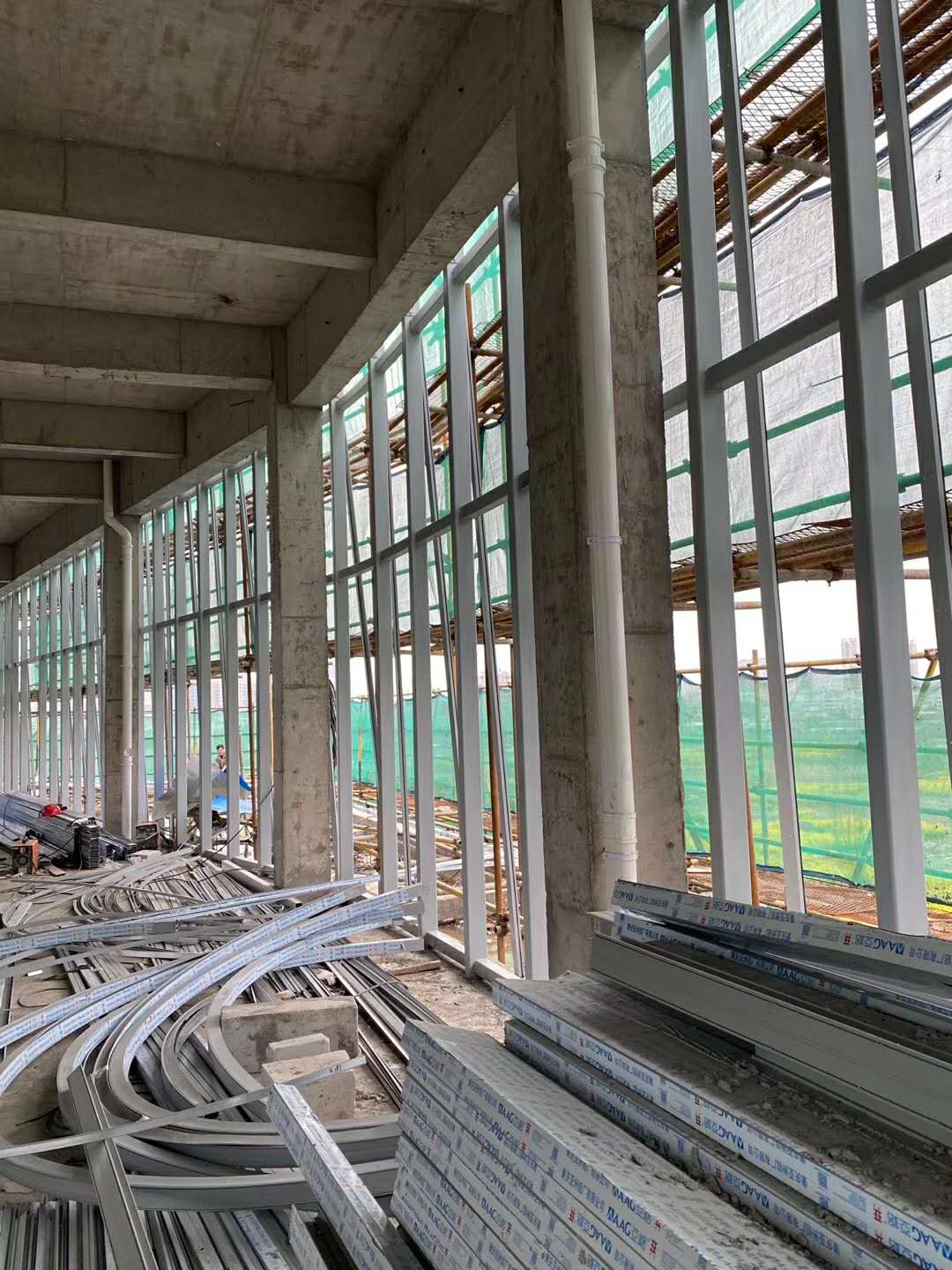 杭州幕墻海寧金佰利大廈（金屬幕墻、超白玻）寫字樓高空幕墻