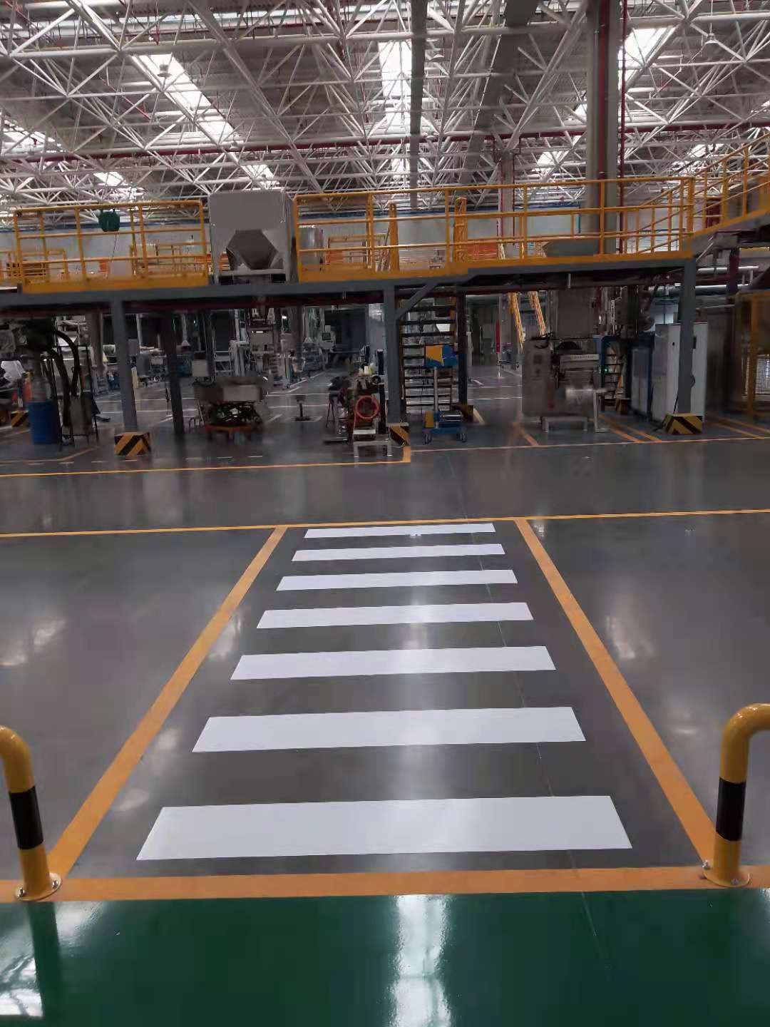 南京廠區(qū)道路劃線推薦南京江寧區(qū)目賞交通工程施工隊(duì) 質(zhì)量有保證