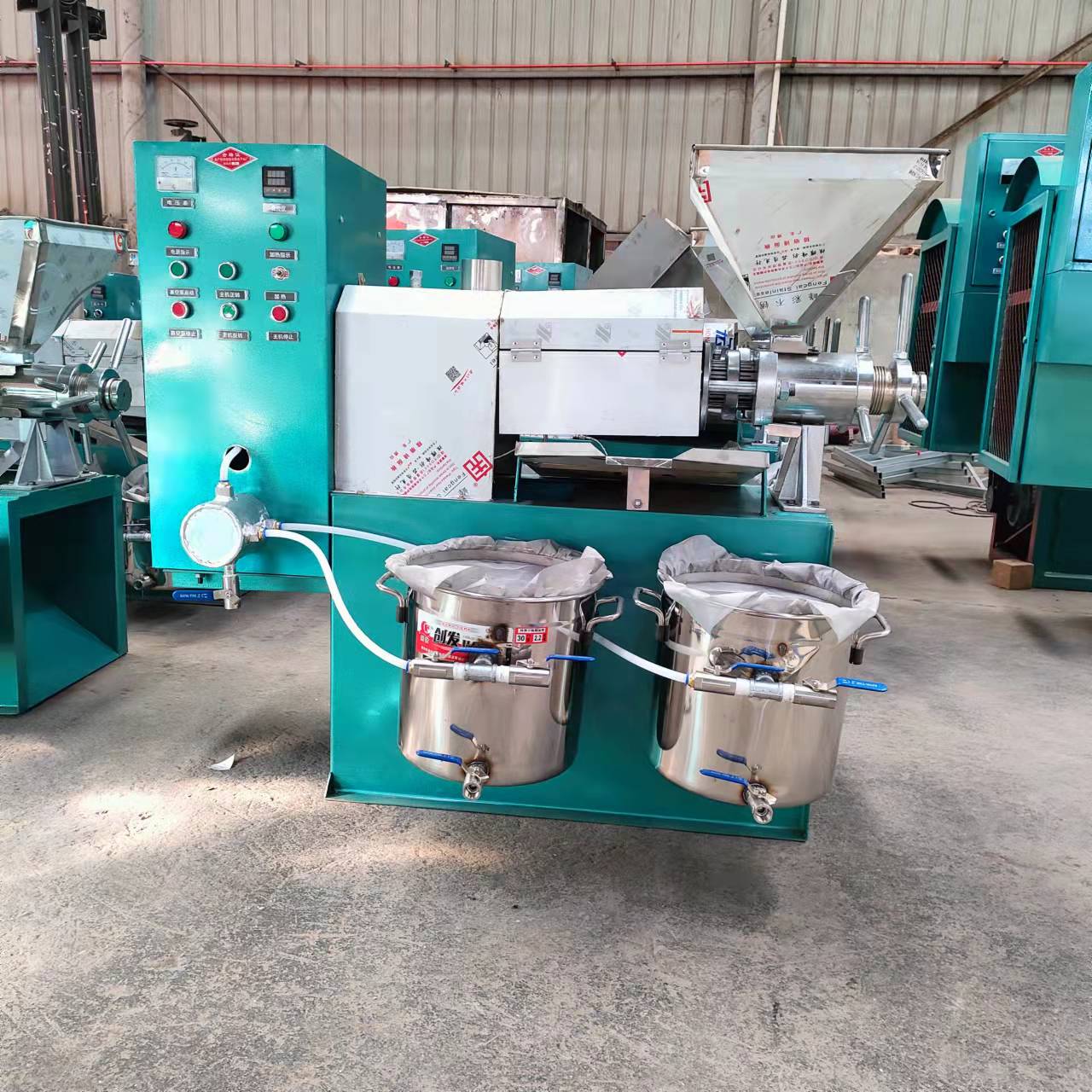 供應(yīng)單相電榨油機 小型葵花籽榨油機