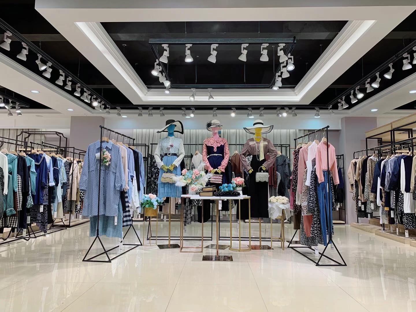 輕熟女裝蒂言2022春精 品女裝店進(jìn)貨一手貨源批發(fā) 專柜正 品女裝走份批發(fā)
