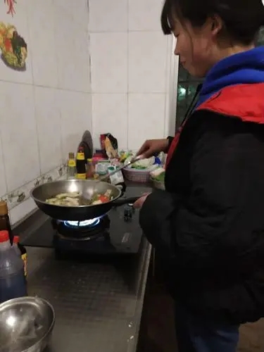 寧波家務(wù)燒飯家政公司哪家靠譜？找哪家公司【寧波艾杰家政服務(wù)有限公司】