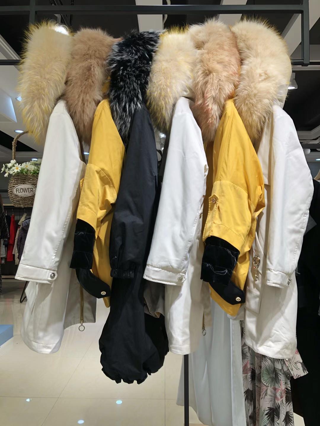 一梅皮草派克2021冬時(shí)尚精 品女裝批發(fā) 抖音快手直播貨源批發(fā)
