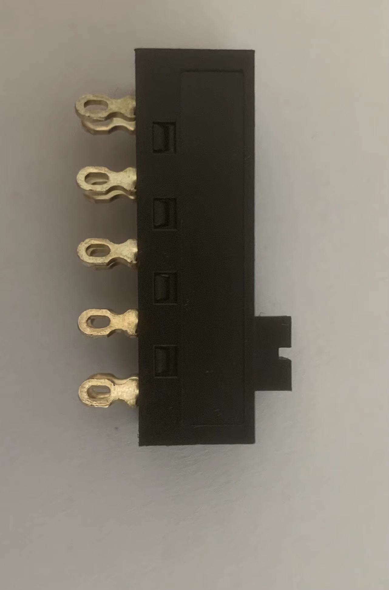 5檔撥動開關(guān)SS-24I05全塑料，大電流