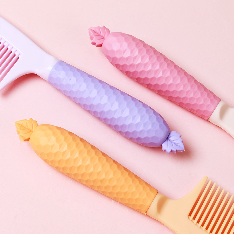 學(xué)生梳新品少女學(xué)生不打結(jié)按摩卷發(fā)美發(fā)梳可愛卡通楓葉軟萌硅膠軟梳子