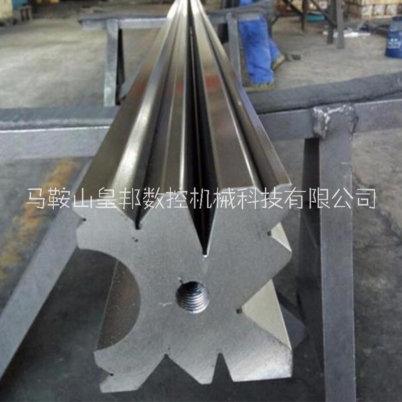 非標(biāo)折彎?rùn)C(jī)模具定制 折彎?rùn)C(jī)燈桿模具 折彎?rùn)C(jī)異型模具 折彎?rùn)C(jī)非標(biāo)模具定做