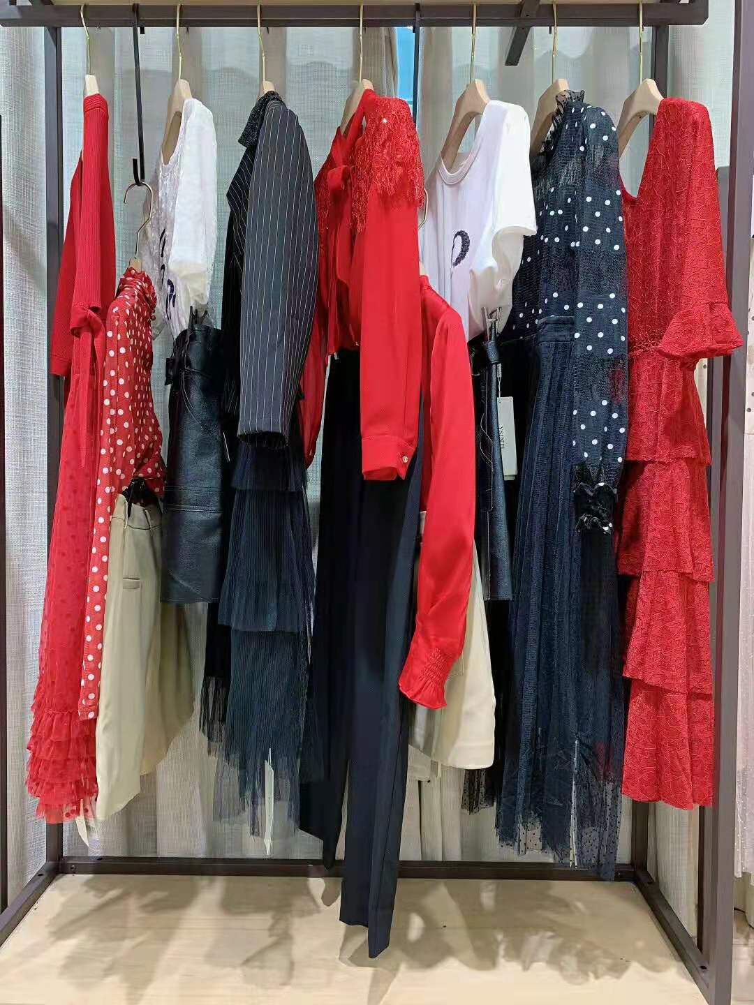 【YSGJ羽沙國際】2021秋品牌折扣店貨源批發(fā)渠道 實體直播一手貨源批發(fā)