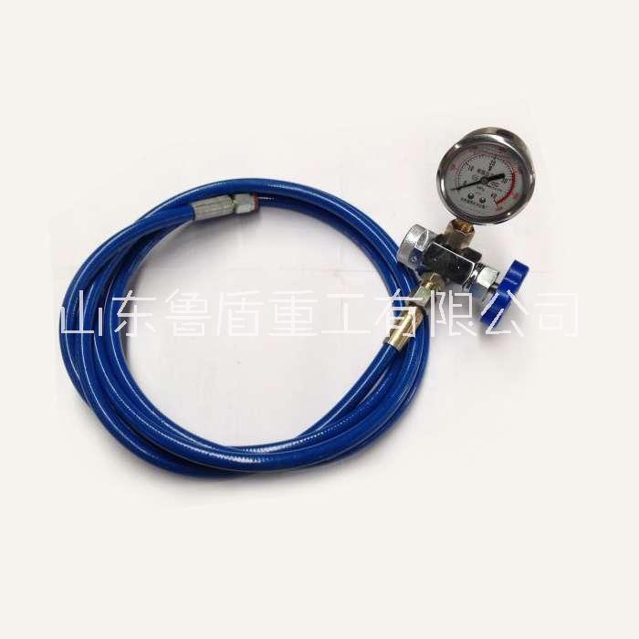 魯盾CDZ充氮車蓄能器充氮車氮?dú)?、CDZ型充氮設(shè)備、氮?dú)庵脫Q裝置