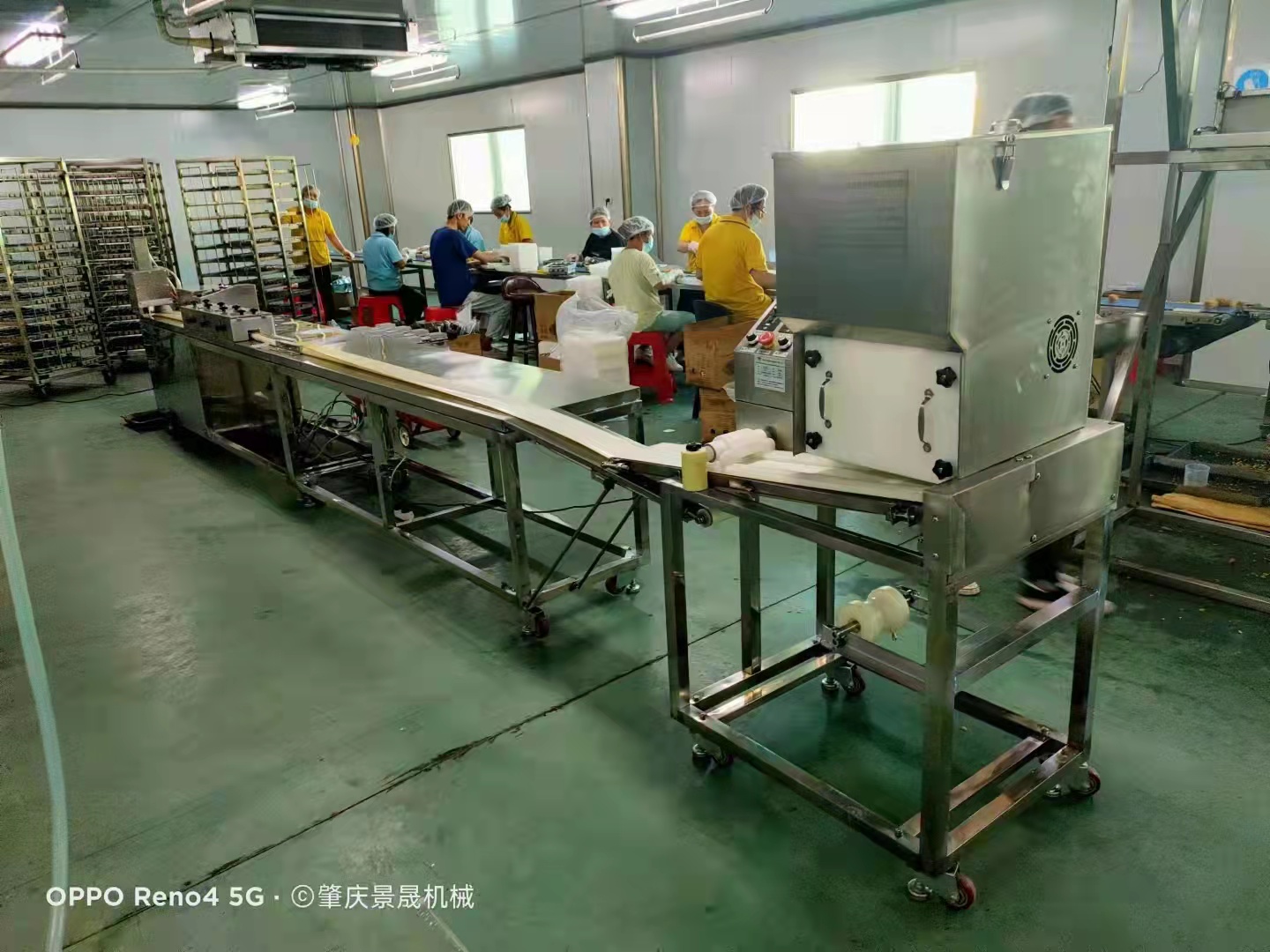 紫菜包飯?jiān)O(shè)備連續(xù)式壽司卷機(jī)食堂紫菜卷生 產(chǎn)線食品設(shè)備機(jī)械