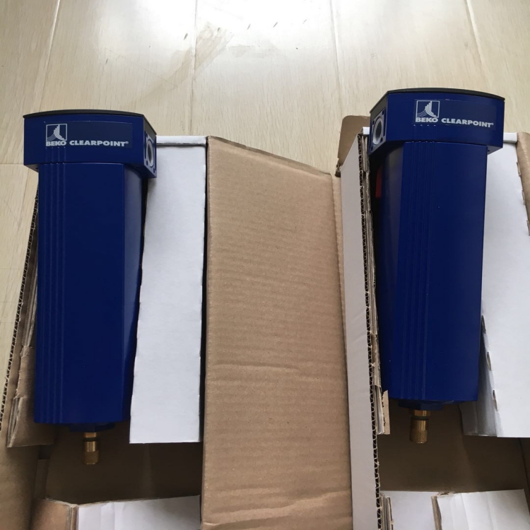 BEKO  氣水分離器