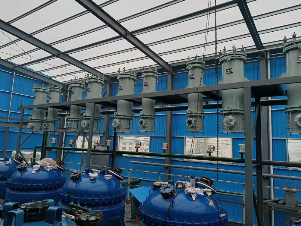 盛世大唐石墨- LGH石墨換熱器 列管式定做 廠家定制