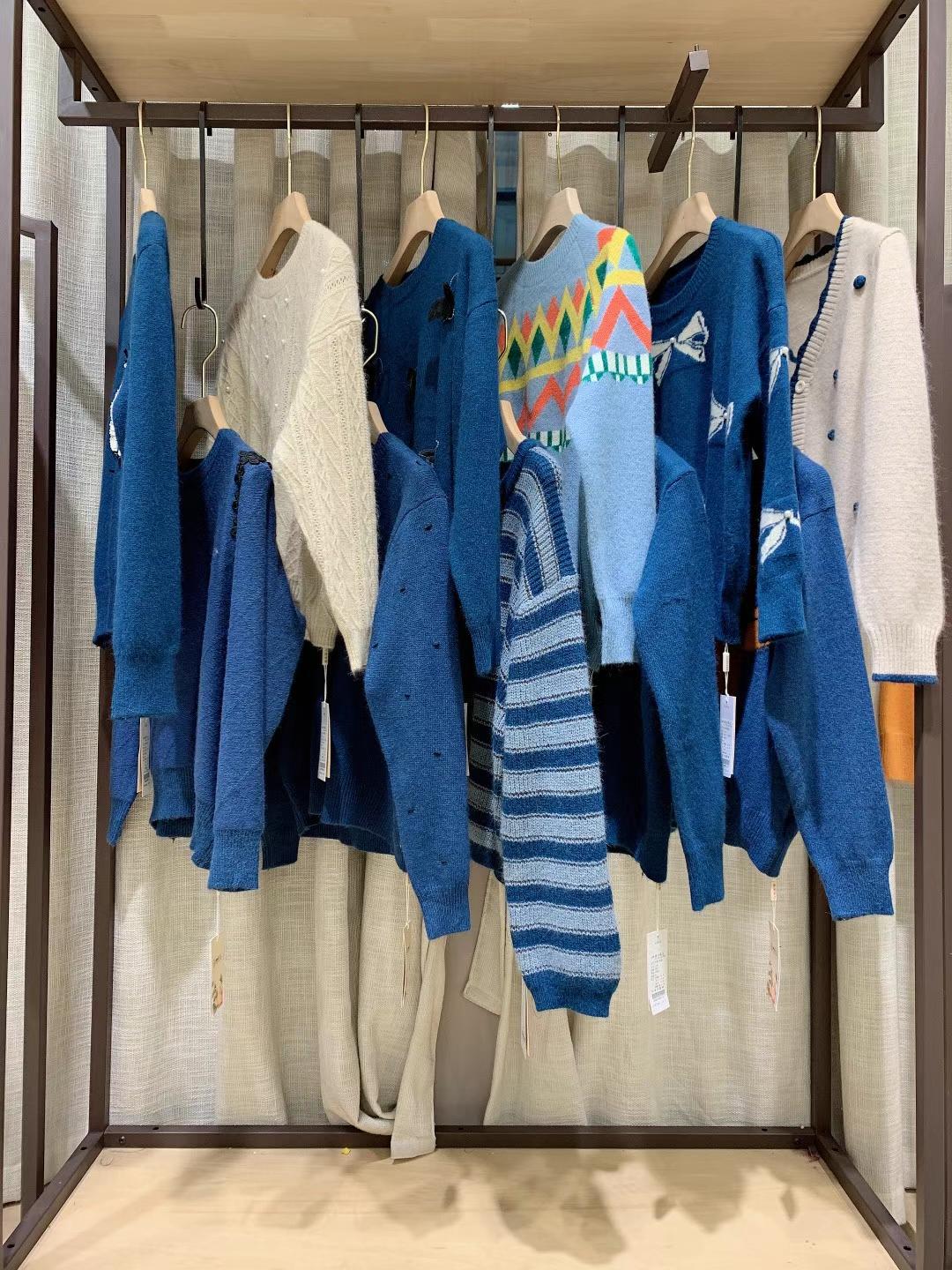 深圳高 端精 品【古丘谷兒】22春品牌毛衣女裝專柜正品直播一手貨源進貨渠道