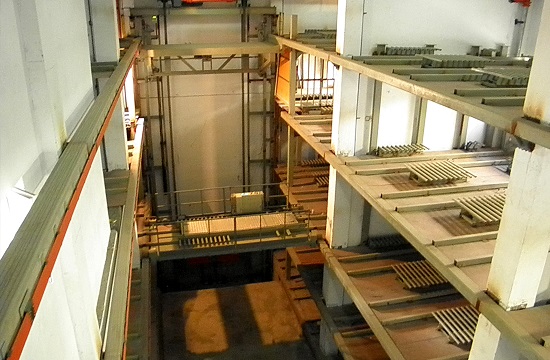 梳齒式平面移動(dòng)類智能車庫(kù) 機(jī)械式智能停車設(shè)備 山東天辰