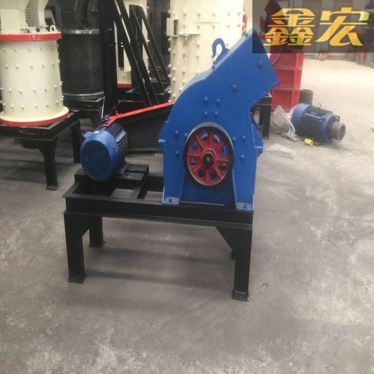 反*式破碎機(jī)供應(yīng)商 建筑水泥破碎機(jī)供應(yīng)商 鑫宏破碎機(jī)