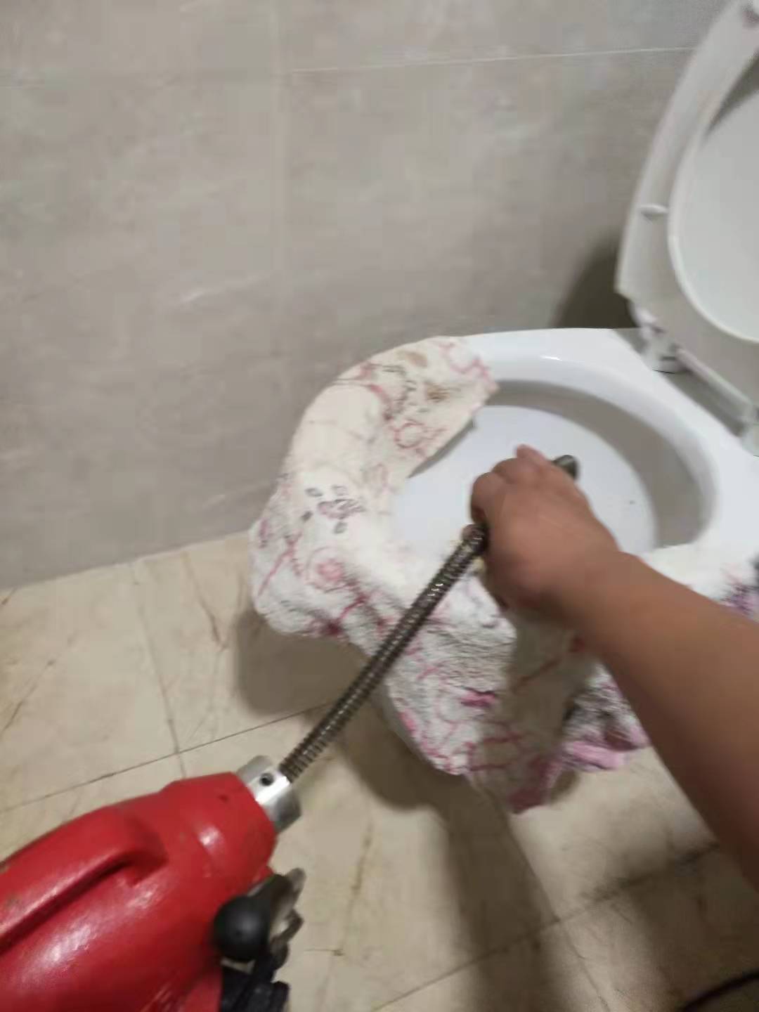 疏通廁所價(jià)格  疏通廁所報(bào)價(jià)  疏通廁所聯(lián)系方式