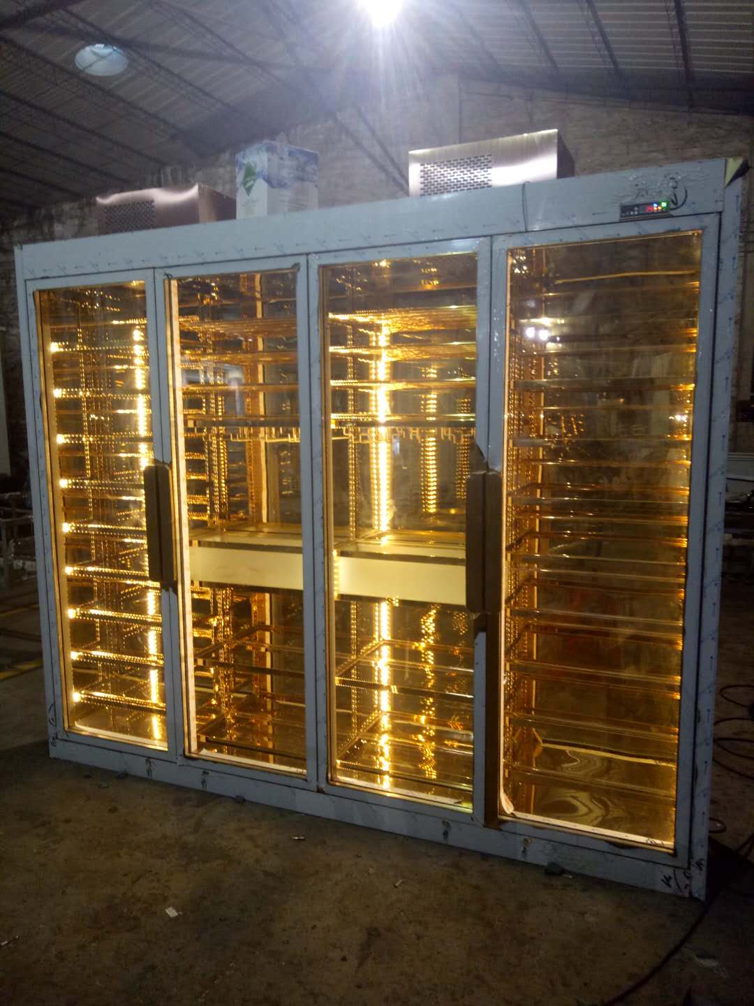 304不銹鋼黃鈦金/玫瑰金酒柜  歐式葡萄紅酒恒溫不銹鋼酒柜廠家供應(yīng)