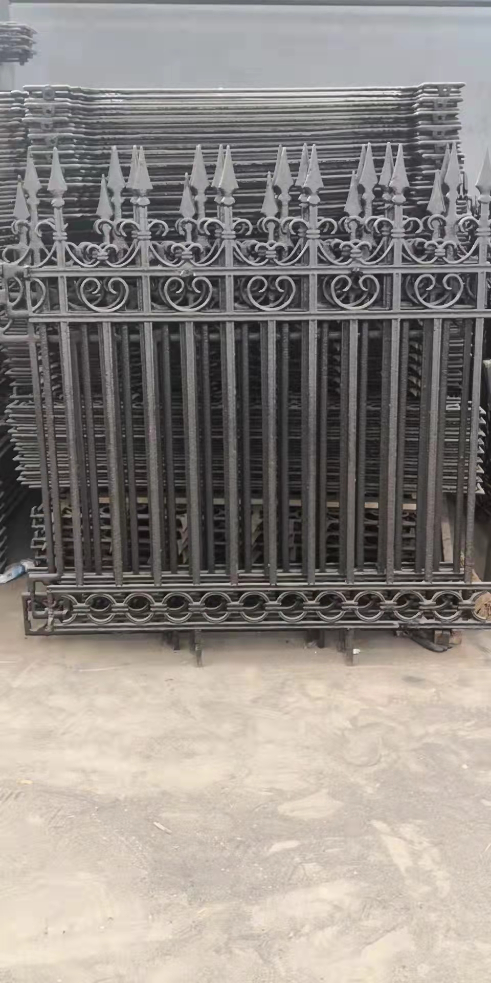 鑄鐵圍欄多少錢  鑄鐵圍欄廠家報(bào)價(jià)