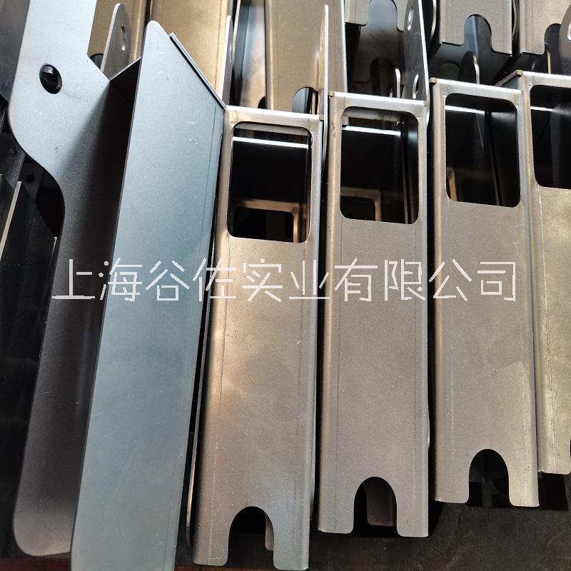 儀器設(shè)備機柜鈑金定做激光切割焊接折彎噴涂一體加工