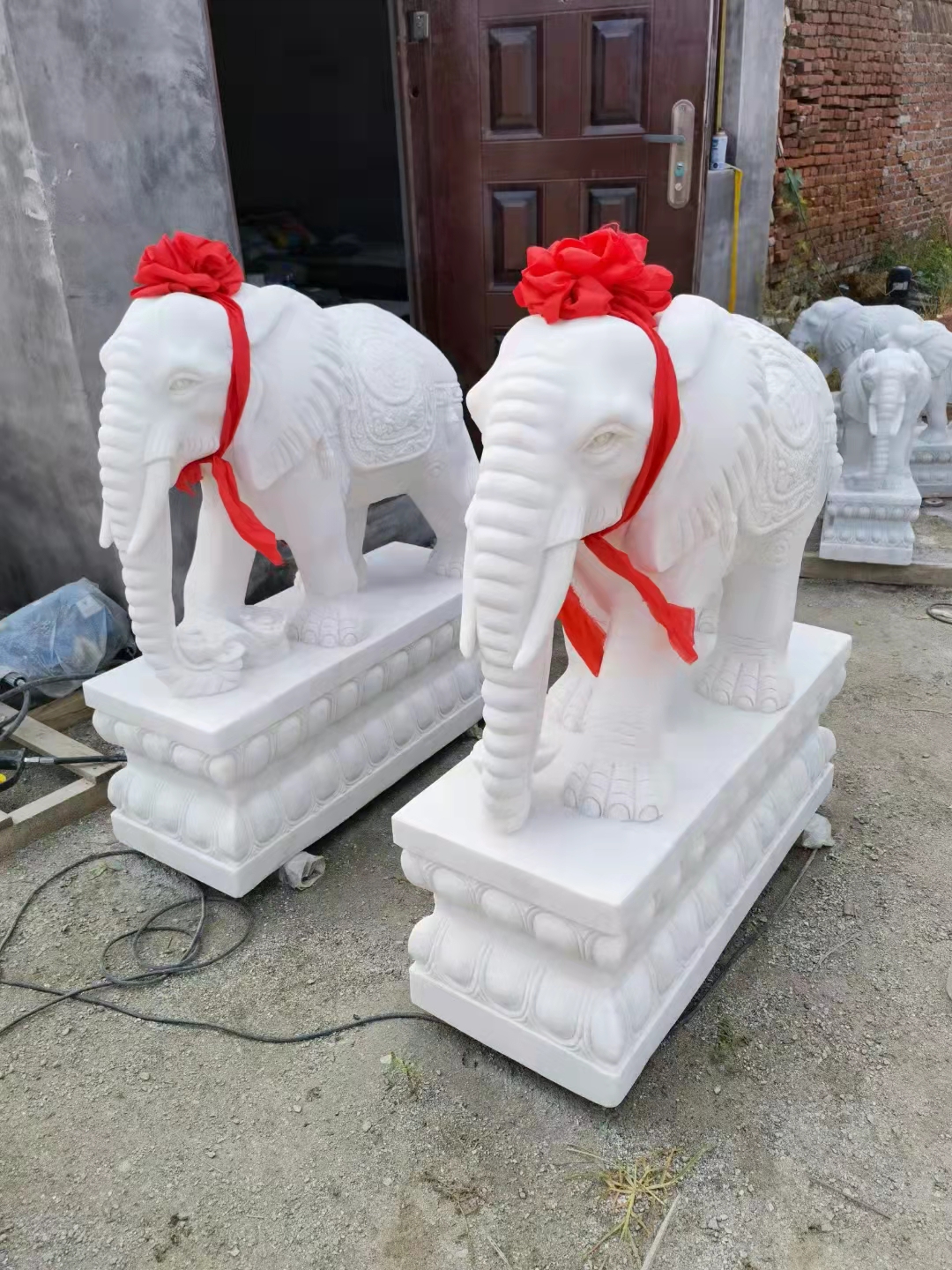 大象石雕  大象雕塑廠家   大象雕塑價格