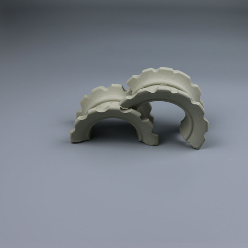 陶瓷散堆異鞍環(huán)  多用于吸收塔 傳質(zhì)單元高度低  汽液接觸充分 群星供應(yīng)