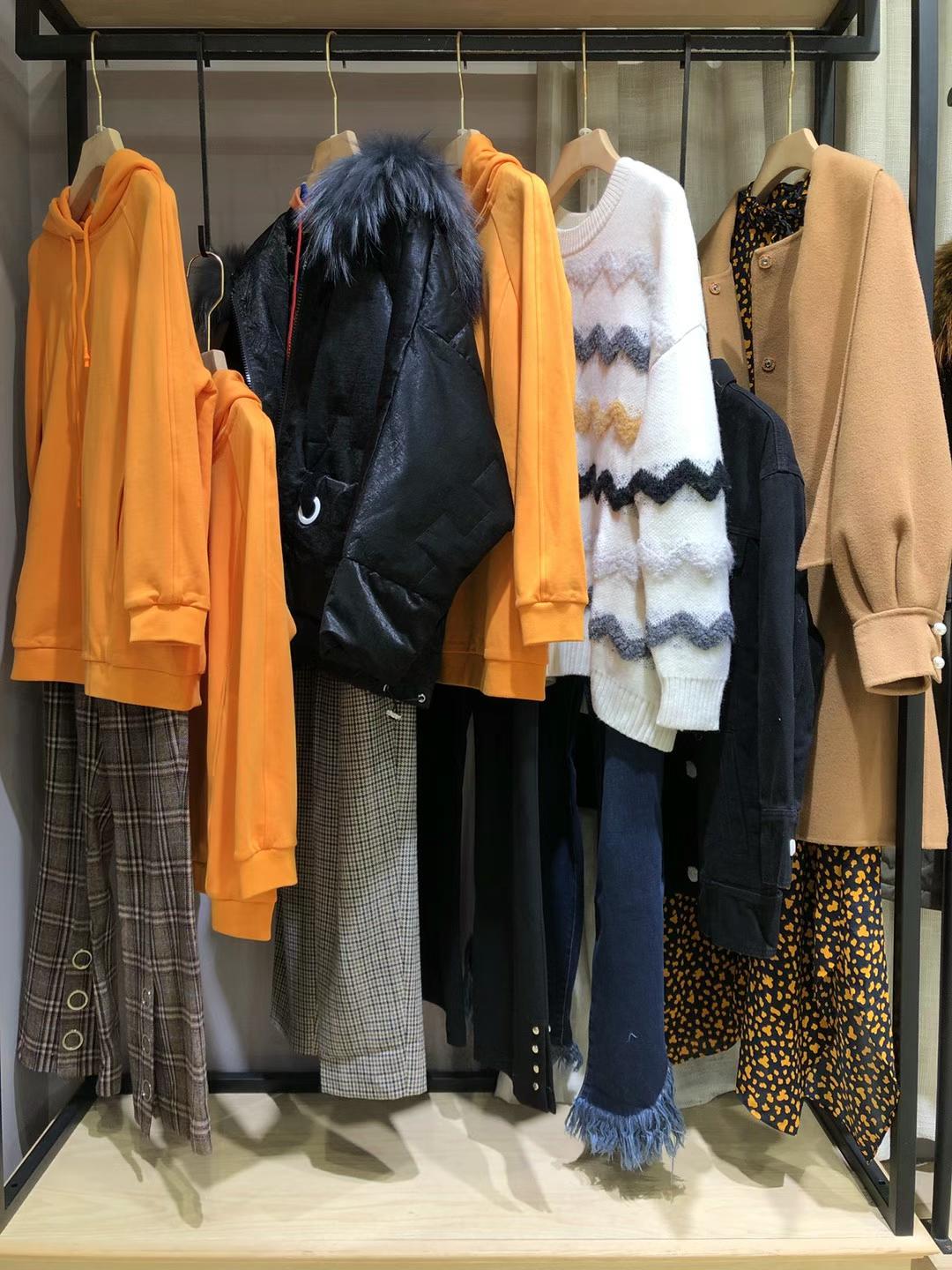 摩薩克21冬萬達專柜女裝下架折扣貨源走份