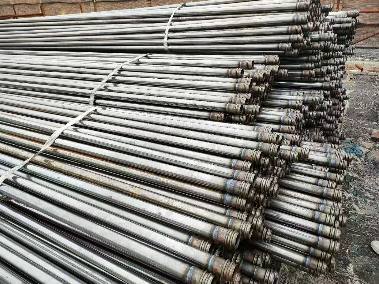 螺旋式樁基聲測管支持定制鉗壓式