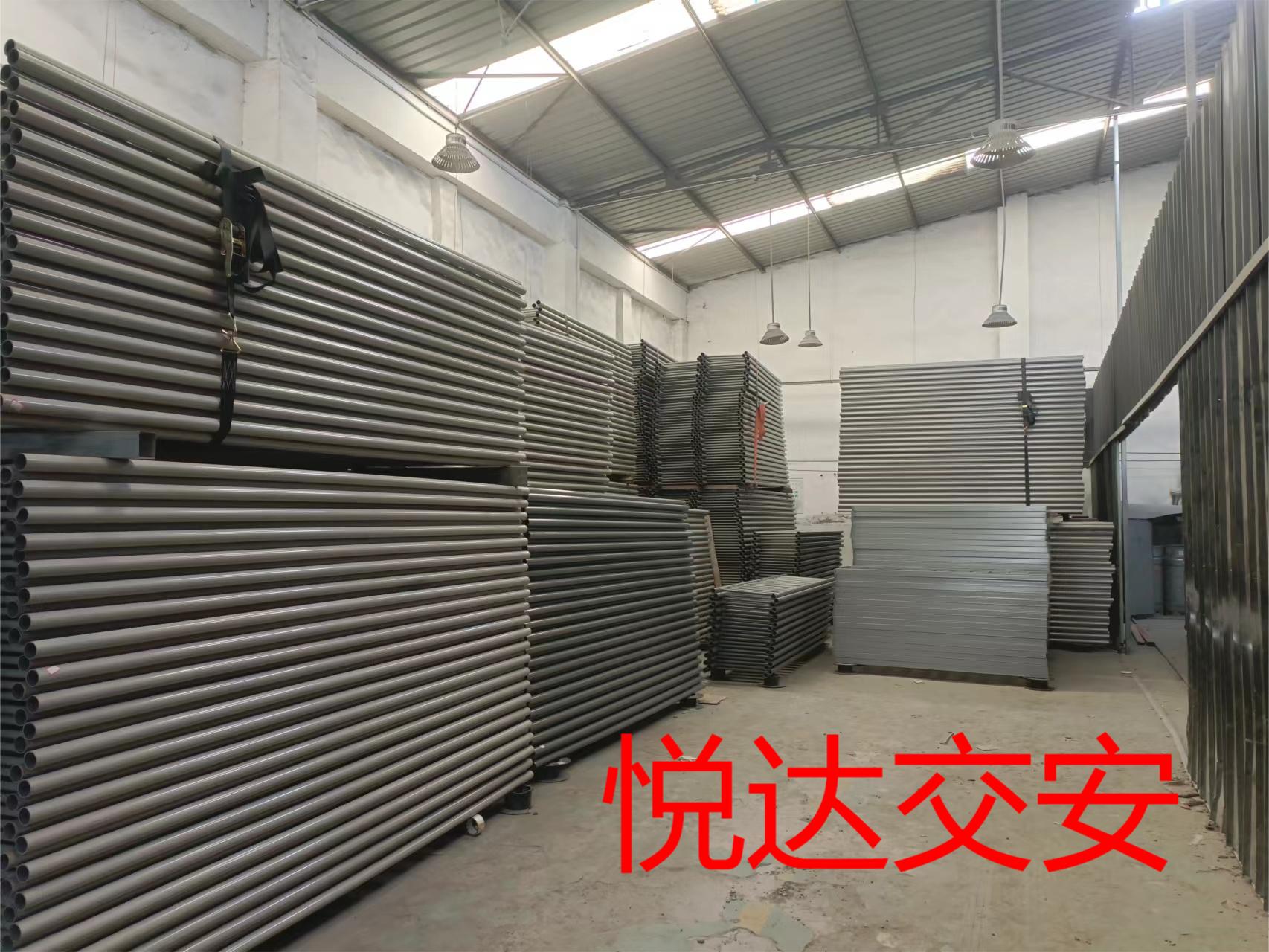 橋梁護(hù)欄市政道路護(hù)欄河道護(hù)欄機(jī)非