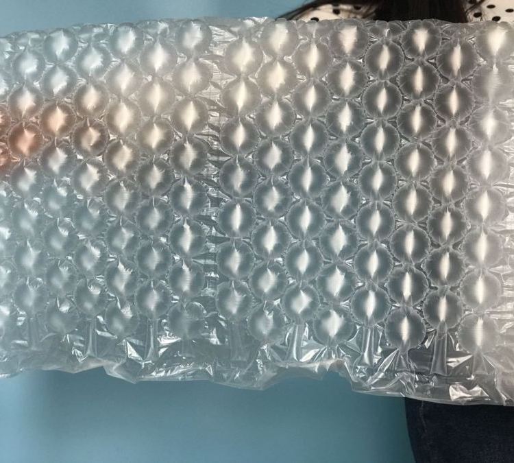 透明氣泡膜批發(fā)價(jià)格  透明氣泡膜批發(fā)廠家