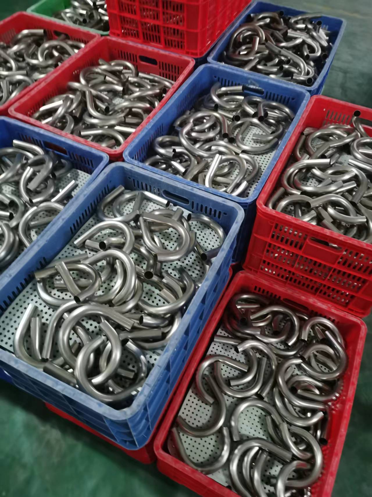 廠家供應廈門地區(qū)不銹鋼管折彎油 浙江彎管油 寧波不銹鋼沖壓油