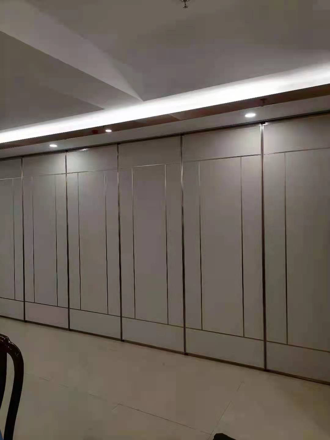 廣東活動(dòng)隔斷廠家供應(yīng)、批發(fā)、安裝、價(jià)格【佛山市富騰建材有限公司】
