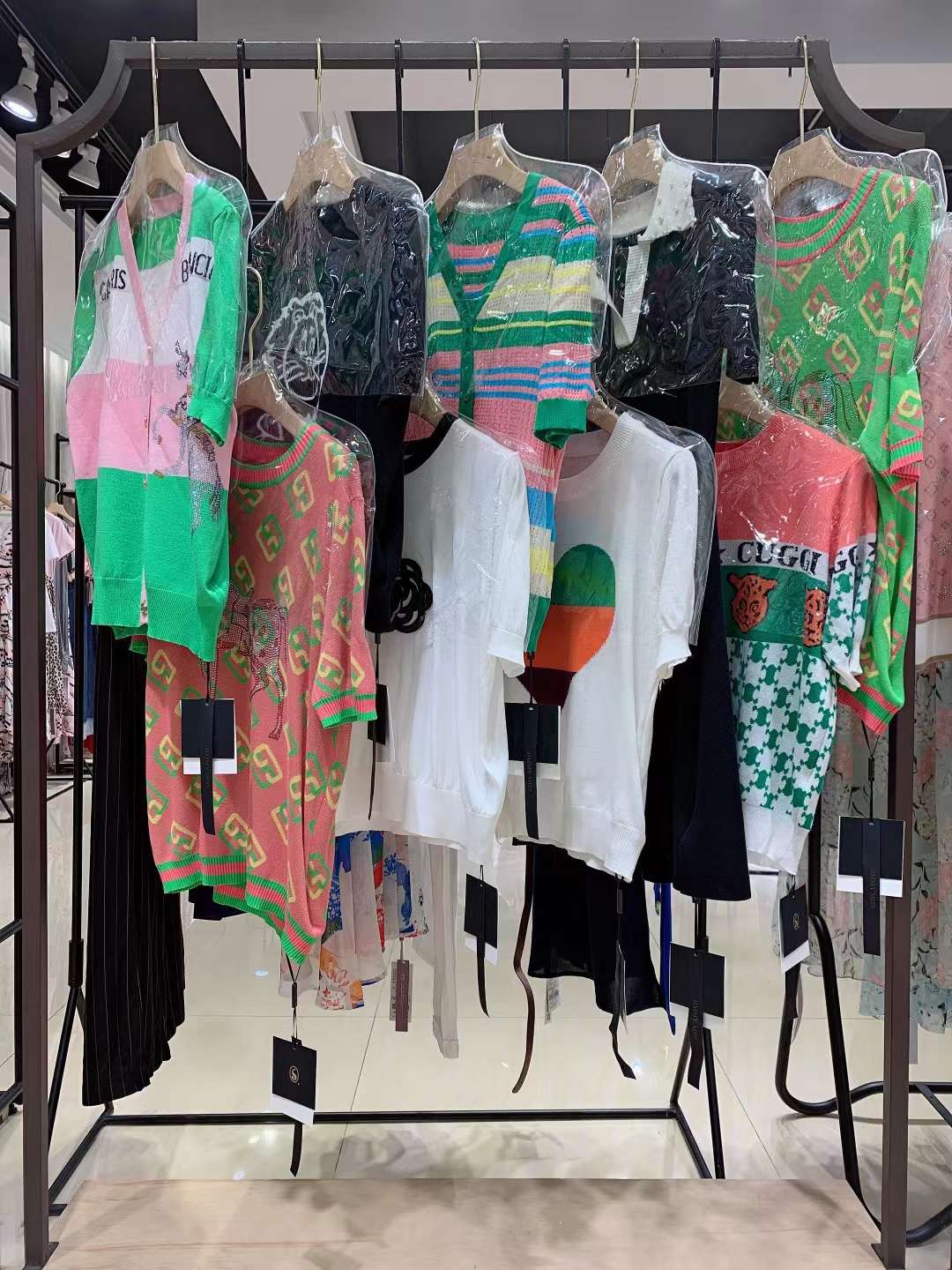 廣州品牌【吉米小姐小香風】女裝品牌折扣店貨源特價批發(fā) 廣州石井品牌女裝批發(fā) 廣州品牌【吉米小姐小香風】