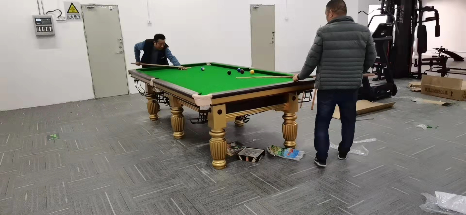 桌球臺(tái)廠家 臺(tái)球配件成人 標(biāo)準(zhǔn)臺(tái)球桌安裝臺(tái)球桌布維修 臺(tái)球桌價(jià)格