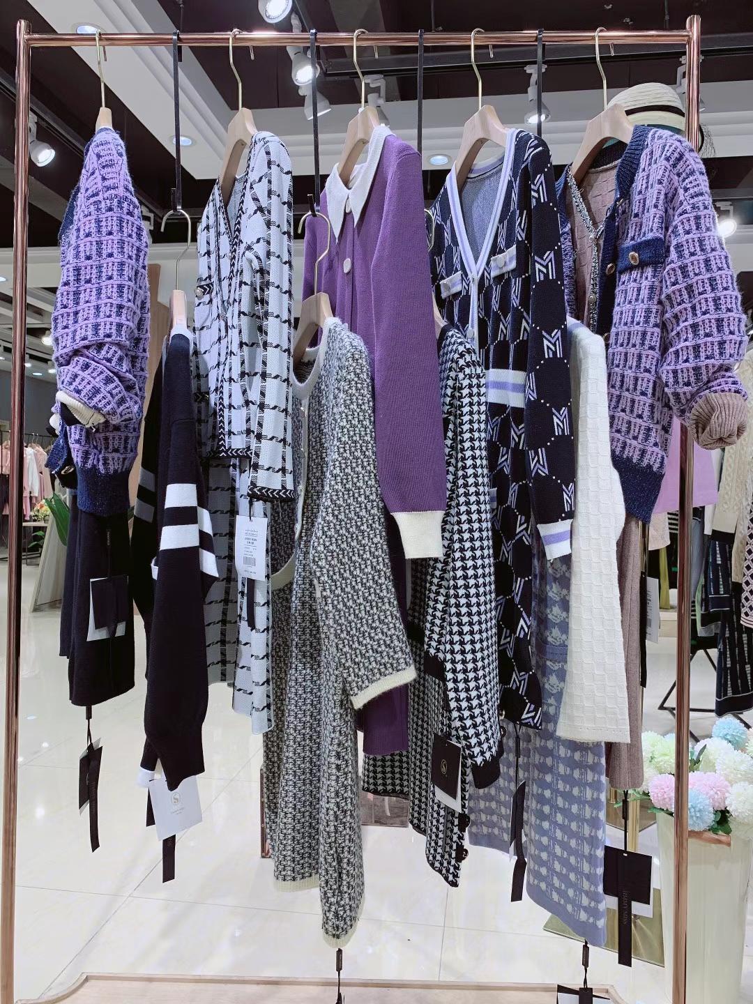 廣州女裝撤柜尾貨 吉米小姐套裝連衣裙2022春廣州一 線女裝折扣店直播貨源女裝批發(fā)進(jìn)貨拿貨