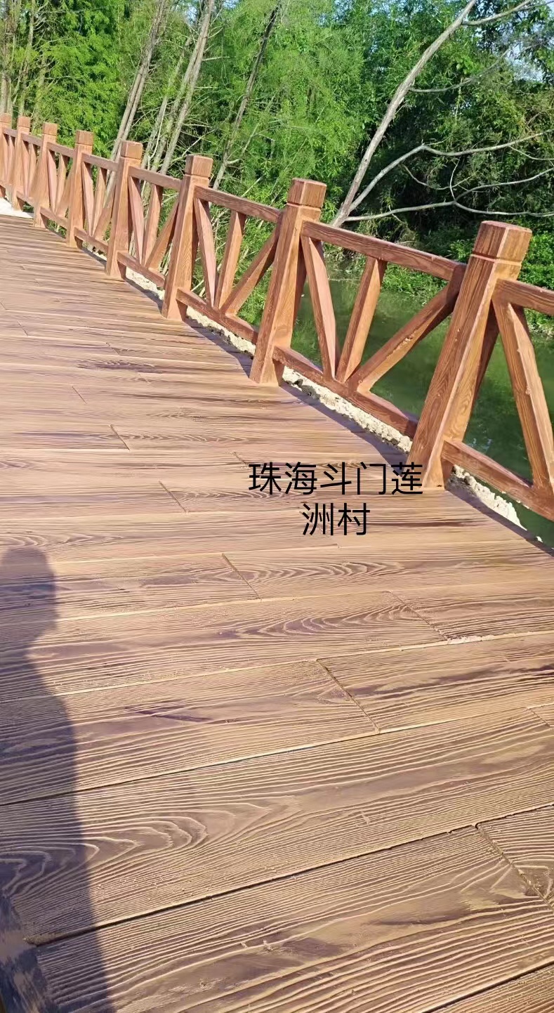 仿木地板哪里好  仿木地板哪里有