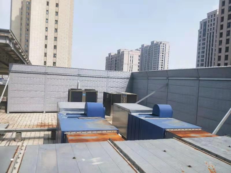 山西排油煙風機噪聲大怎么治理?排油煙風機隔音降噪方法【北京聲科源噪聲控制設備有限公司】