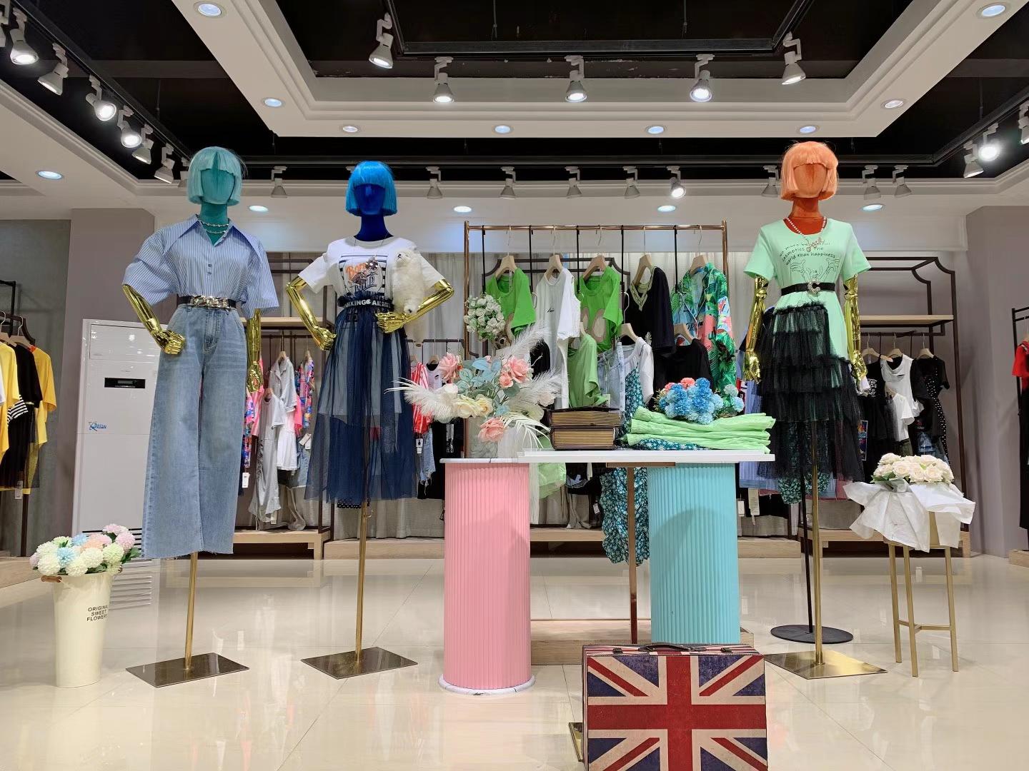 高端 品牌瑪瑪綈 2022 夏品牌女裝折扣尾貨庫存批發(fā)