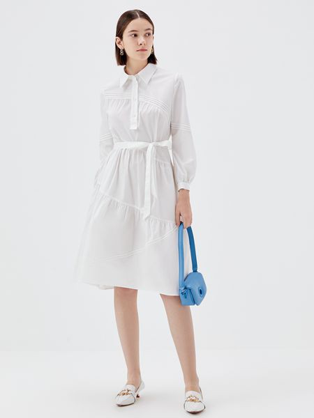 品牌折扣女裝香影 2022 春夏品牌女裝折扣貨源批發(fā)