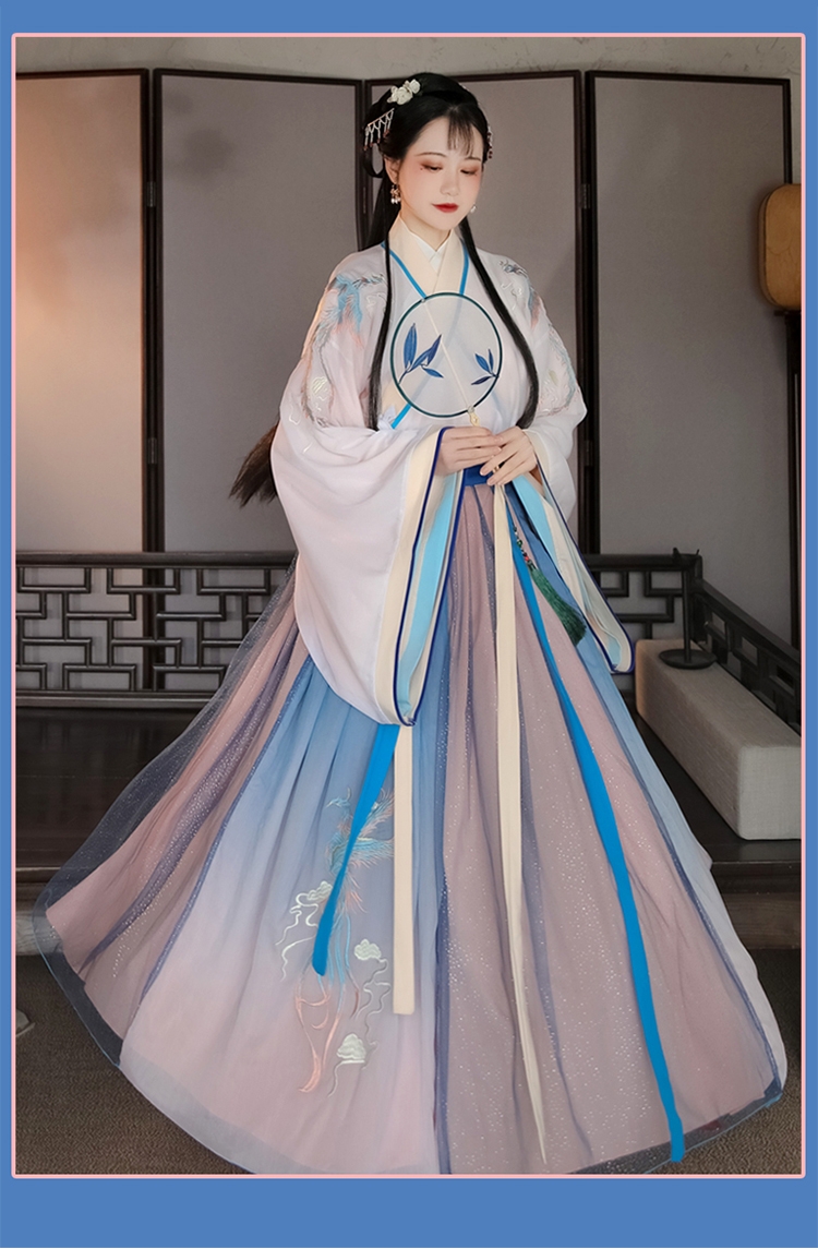 士兵服、相聲服，話劇服、和服，唐