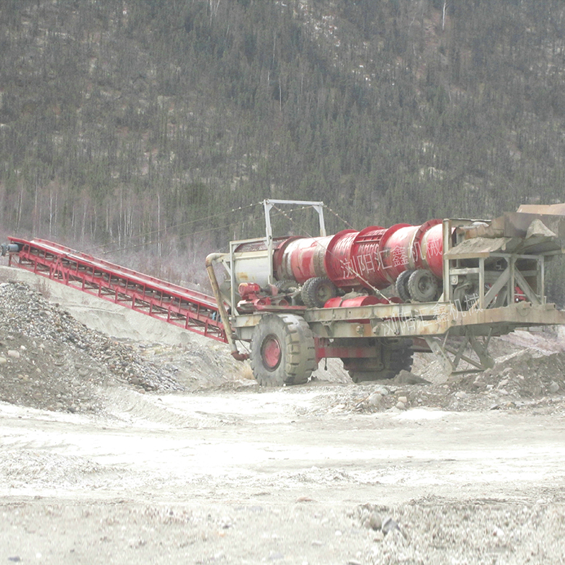 湖南洗金溜槽長沙選金機械瀏陽砂金機械瀏陽選沙金設備價格 湖南砂金礦選礦設備瀏陽淘金車