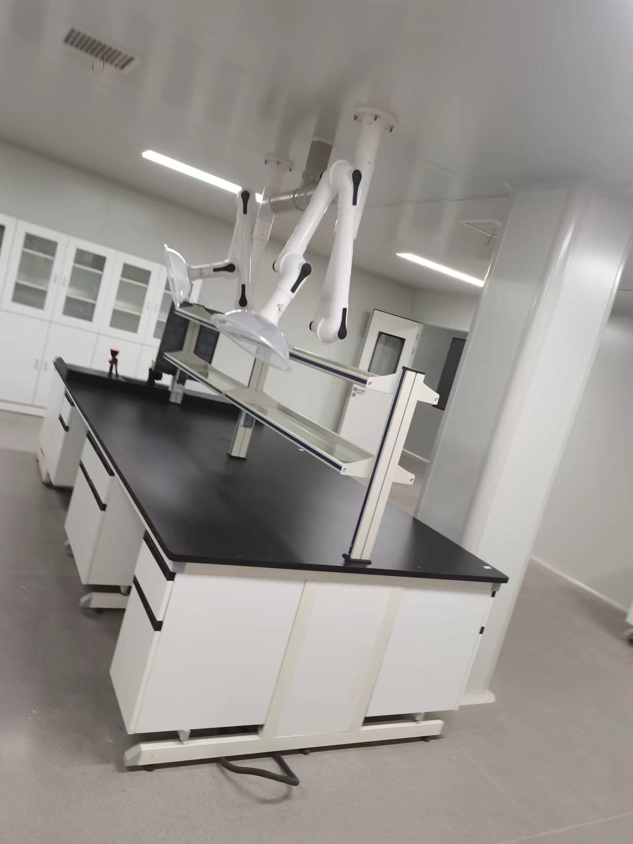 安徽鋼木實驗臺定制廠家生產(chǎn)批發(fā)報價熱線