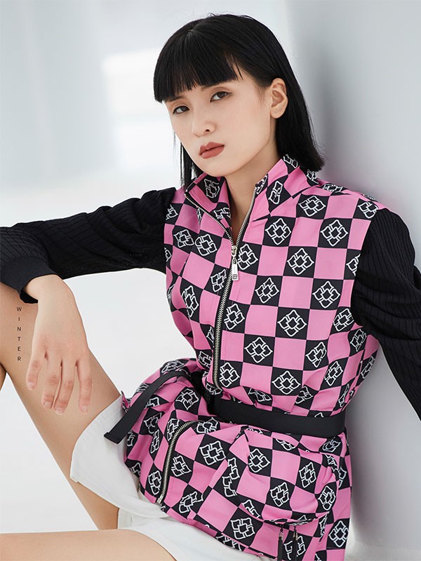 法國(guó)原創(chuàng)設(shè)計(jì)師品牌歐蒂芙 2022 春夏品牌女裝折扣尾貨打包批發(fā)