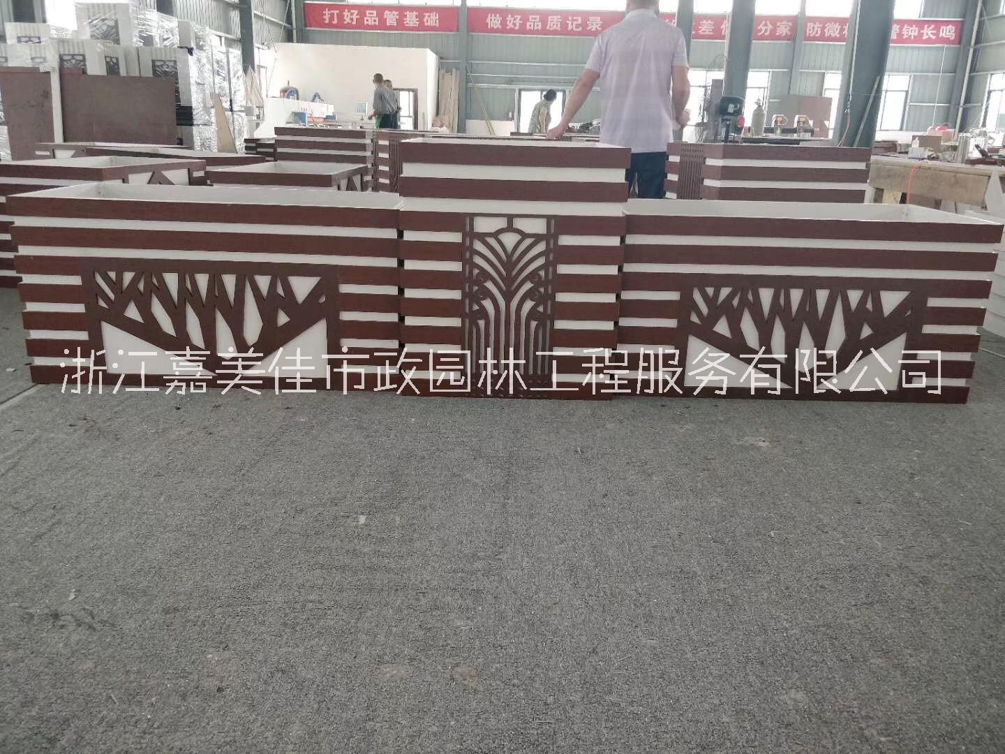 PVC幸福樹花箱  廠家定制新款花箱  市政工程景觀綠化  商場(chǎng)物業(yè)廣場(chǎng)學(xué)校