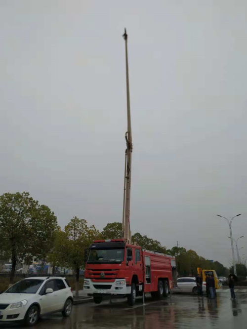 精準(zhǔn)*率18米舉高噴射消防車 高端車型18米舉高噴射消防車