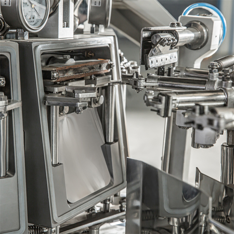 ZK-120型給袋式東北玉米真空包裝機