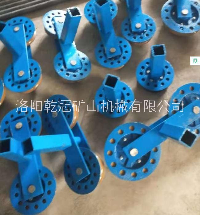 猴車吊椅 托亞吊架加工定做