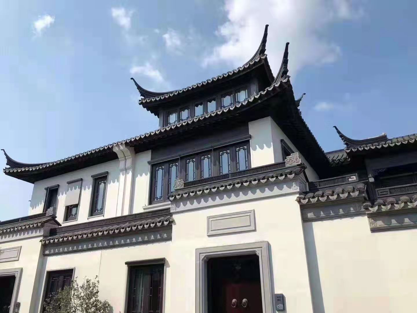 寧鄉(xiāng)中式門窗仿古四合院門窗廠家思卓
